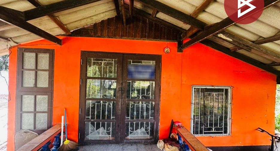 À vendre 1 chambre maison à Phanat Nikhom, Chonburi