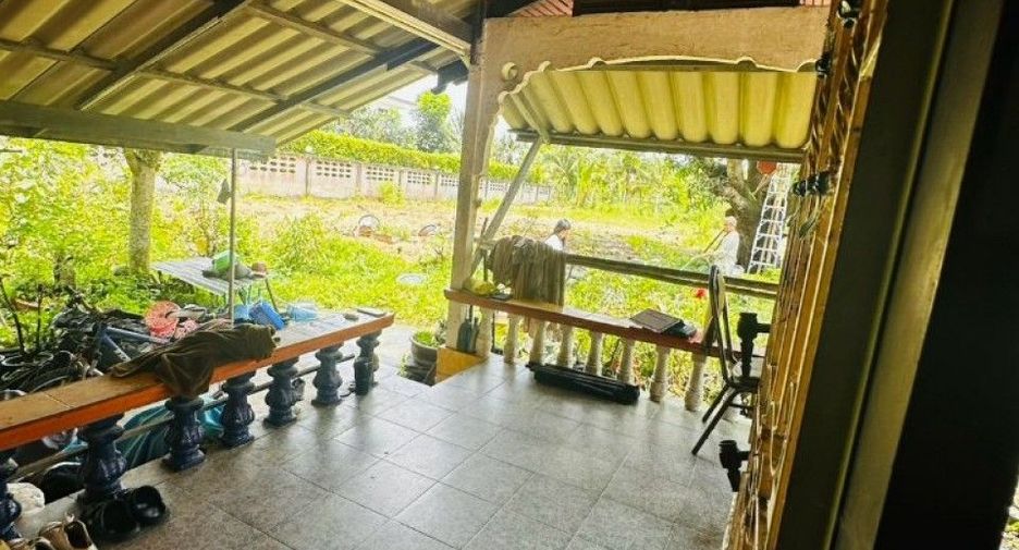À vendre 1 chambre maison à Phanat Nikhom, Chonburi