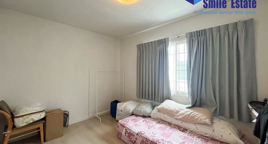 Casa adosada en venta de 2 habitaciones en Bang Phli, Samut Prakan