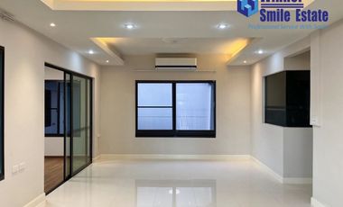 Casa en venta de 4 habitaciones en Bang Phli, Samut Prakan