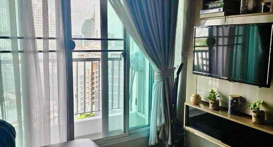 For rent 1 bed condo in Sathon, Bangkok