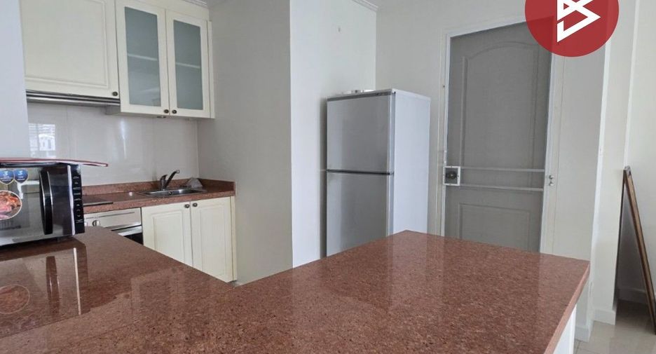 For sale 2 bedrooms condo in Khlong Toei, Bangkok