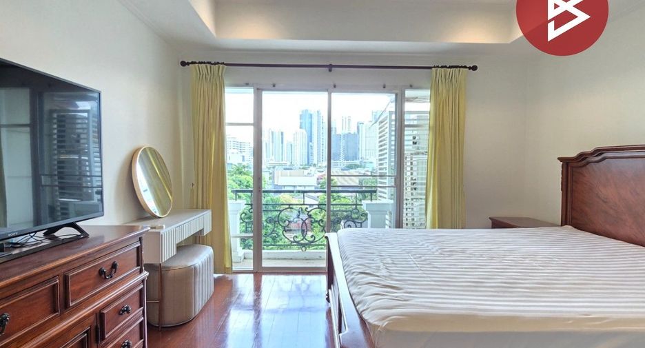 For sale 2 bedrooms condo in Khlong Toei, Bangkok
