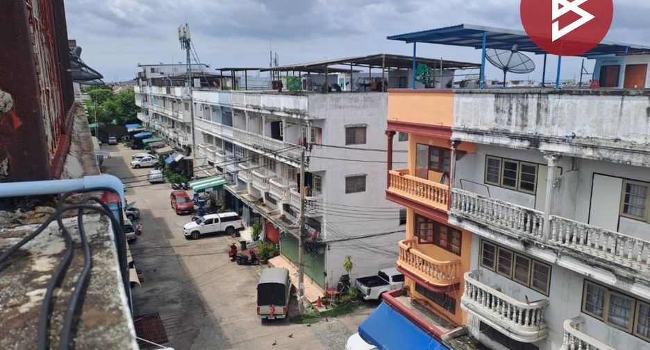 Local comercial en venta de 2 habitaciones en Bang Bon, Bangkok