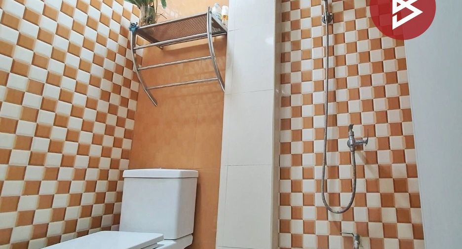 Local comercial en venta de 2 habitaciones en Bang Bon, Bangkok