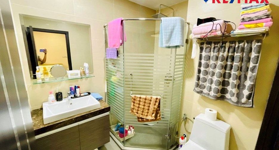 For sale 2 bedrooms condo in Jomtien, Pattaya