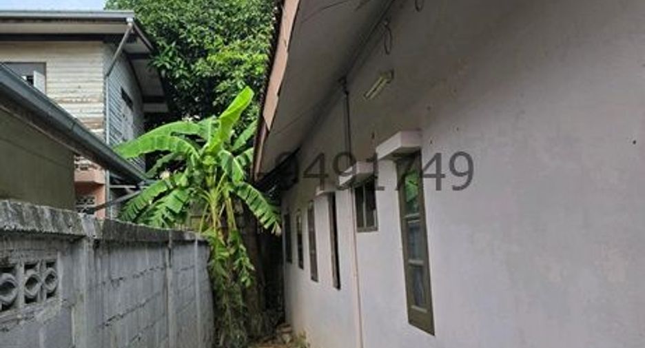 Casa en alquiler de 5 habitaciones en Phasi Charoen, Bangkok