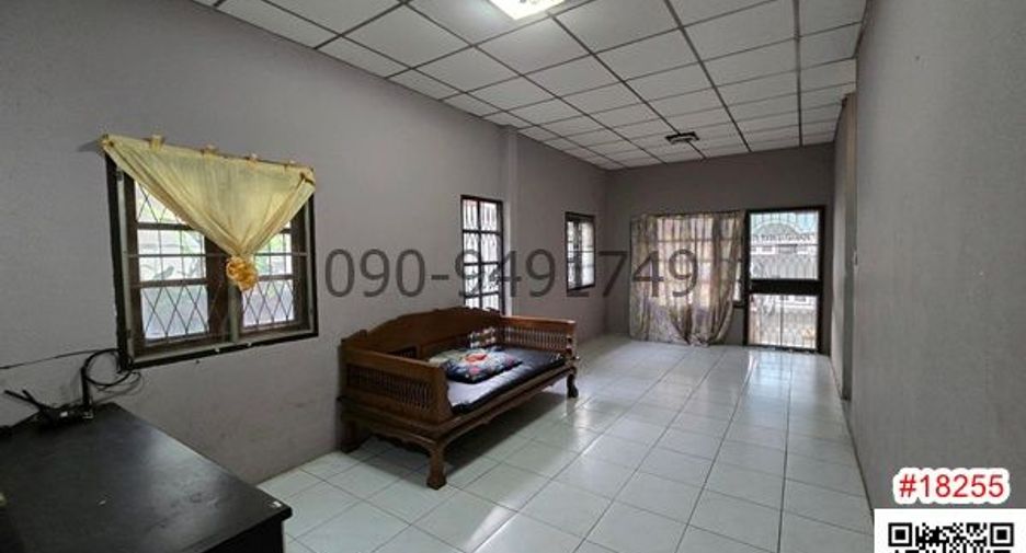 Casa en alquiler de 5 habitaciones en Phasi Charoen, Bangkok