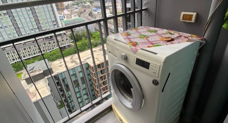 Wohnung zur Miete mit 1 Zimmer in Suan Luang, Bangkok