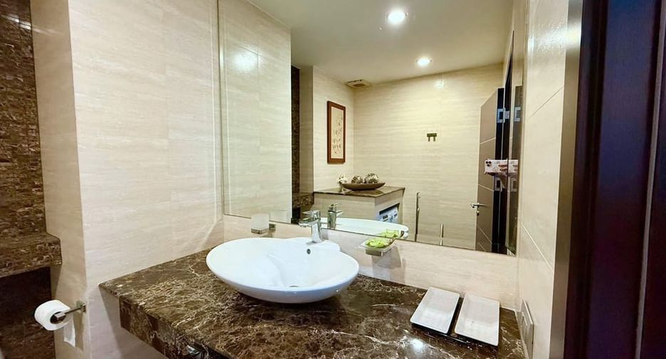À vendre 2 chambres condo à Bang Lamung, Chonburi