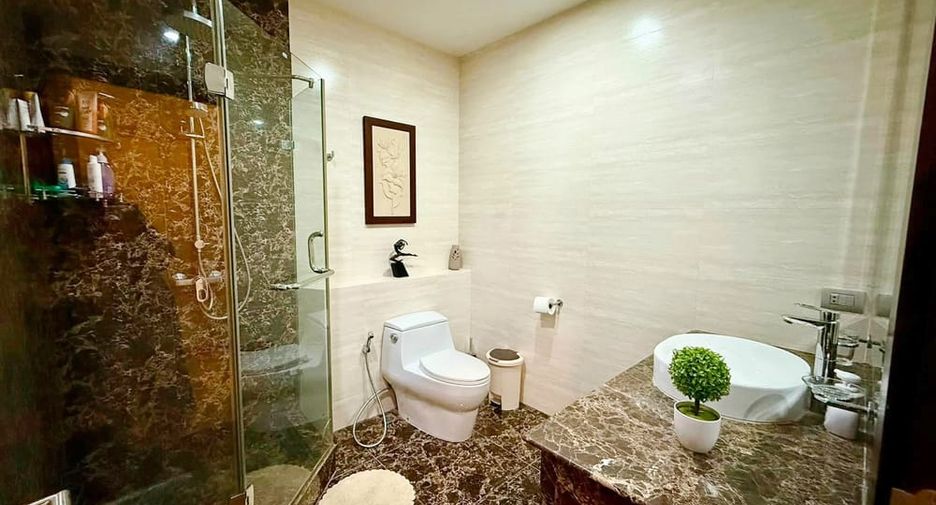À vendre 2 chambres condo à Bang Lamung, Chonburi