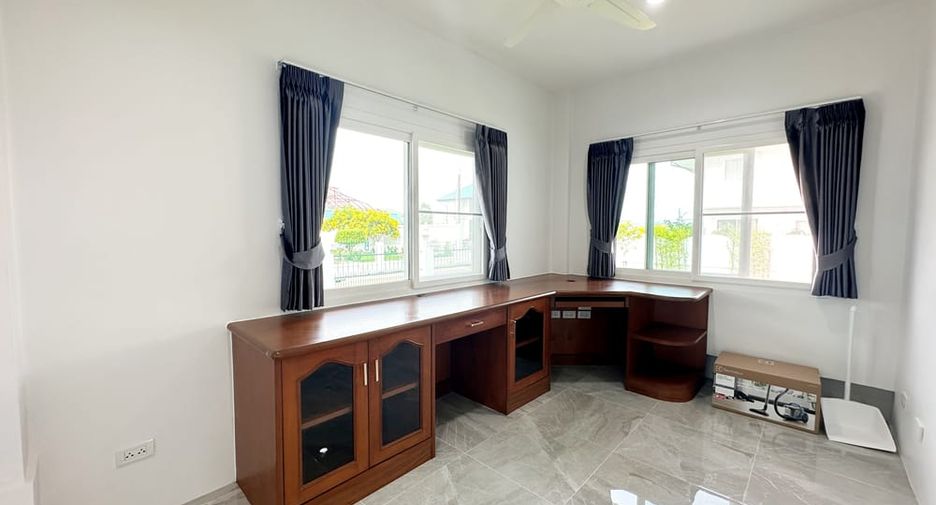 For rent 2 bedrooms house in Bang Lamung, Chonburi