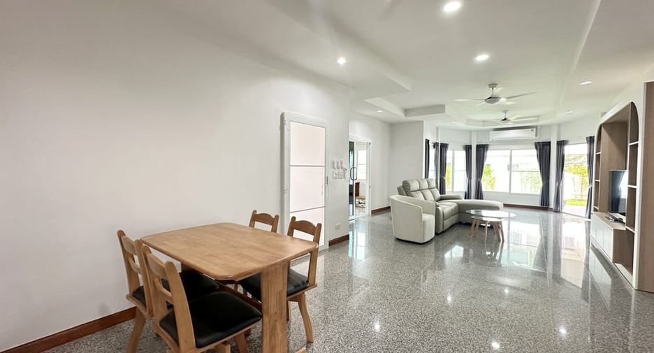 For rent 2 bedrooms house in Bang Lamung, Chonburi