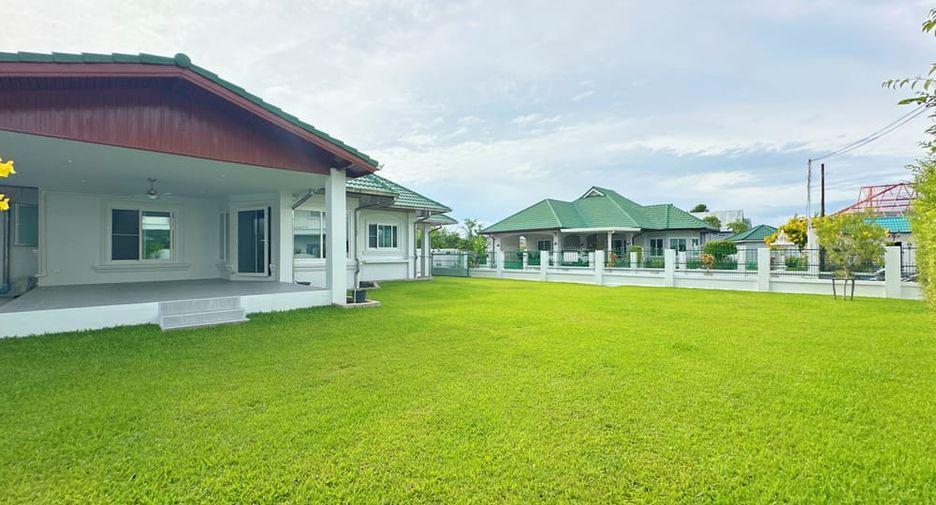 For rent 2 bedrooms house in Bang Lamung, Chonburi