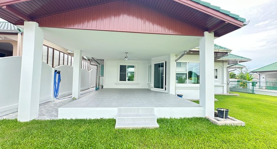 For rent 2 bedrooms house in Bang Lamung, Chonburi