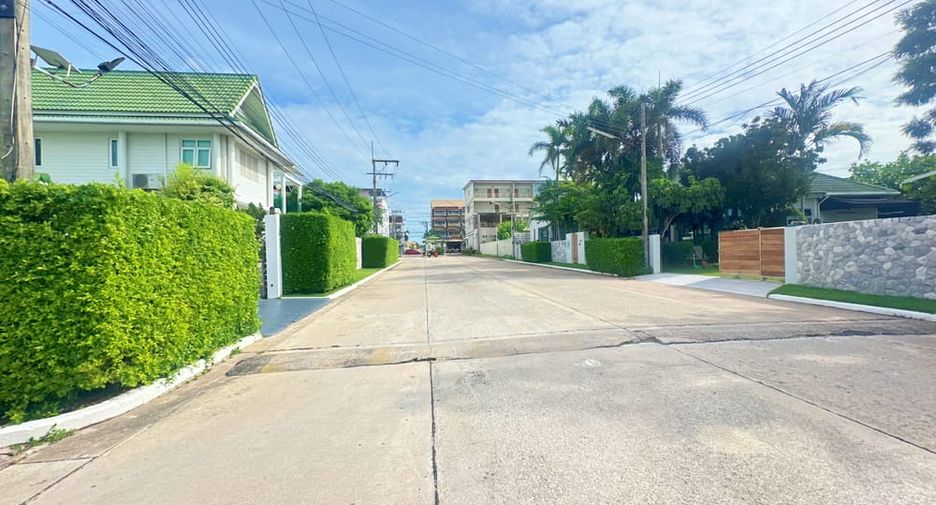 For rent 2 bedrooms house in Bang Lamung, Chonburi