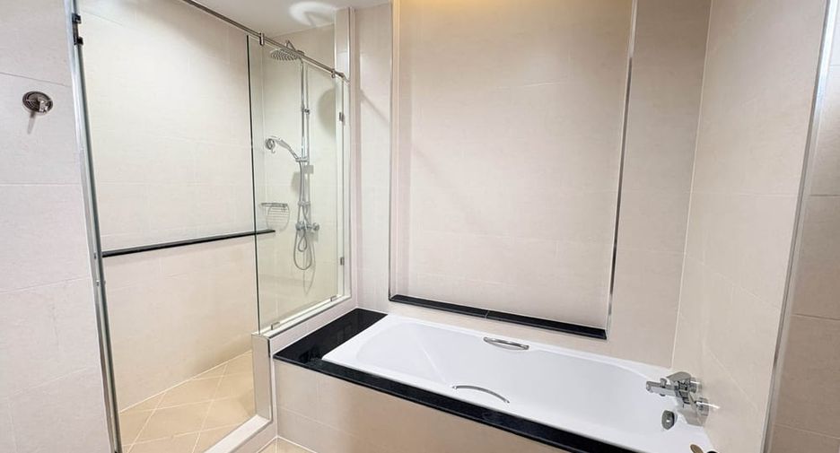 Villa zur Miete mit 4 Zimmer in Bang Lamung, Chonburi
