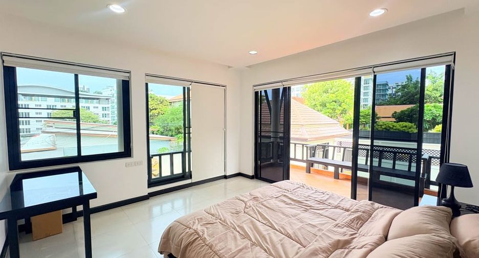 Villa zur Miete mit 4 Zimmer in Bang Lamung, Chonburi