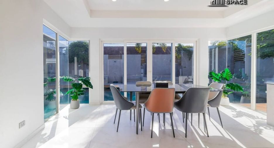 For rent 5 ベッドルーム villa in Bang Lamung, Chonburi