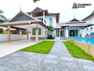 For Rent 4 Bedroom Villa In Bang Lamung, Chonburi