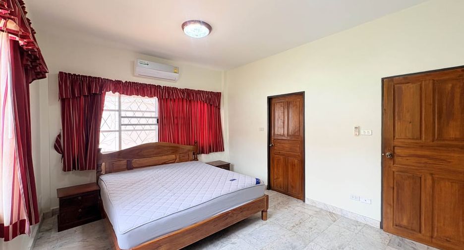 For rent 3 bedrooms house in Bang Lamung, Chonburi