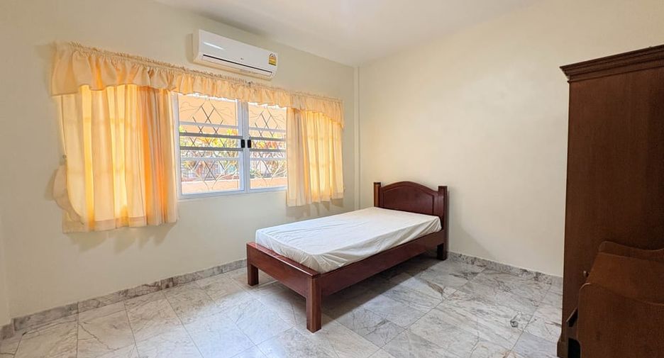 For rent 3 bedrooms house in Bang Lamung, Chonburi