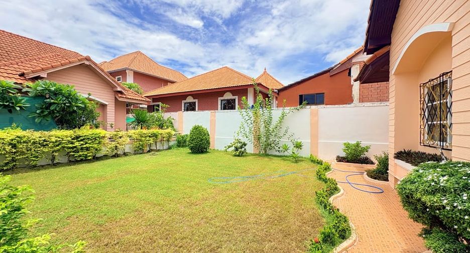 For rent 3 bedrooms house in Bang Lamung, Chonburi