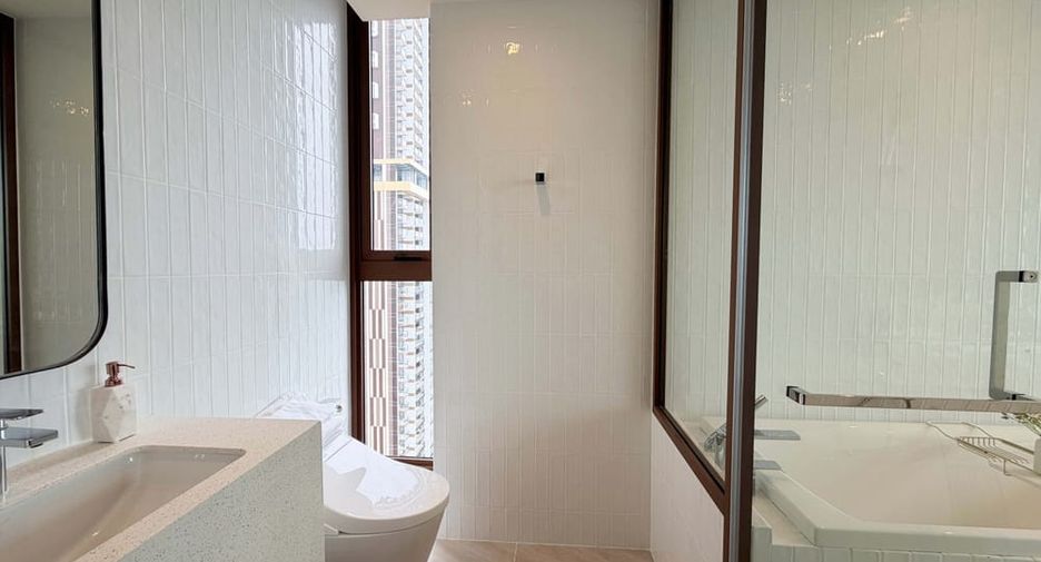 For sale 2 ベッドルーム condo 