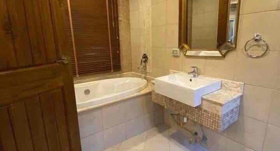 For rent 3 ベッドルーム villa in Bang Lamung, Chonburi