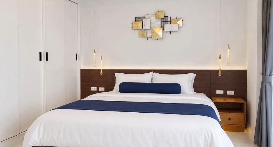 Villa zur Miete und zum Kauf mit 5 Zimmer in Bang Lamung, Chonburi
