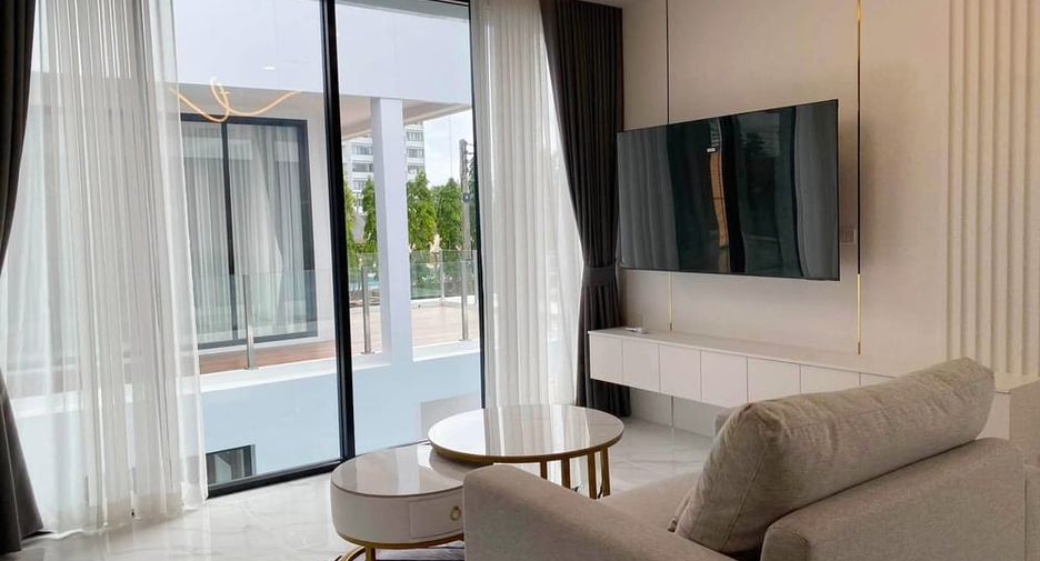 Villa zur Miete und zum Kauf mit 5 Zimmer in Bang Lamung, Chonburi