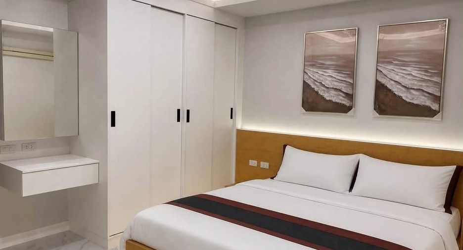 Villa zur Miete und zum Kauf mit 5 Zimmer in Bang Lamung, Chonburi