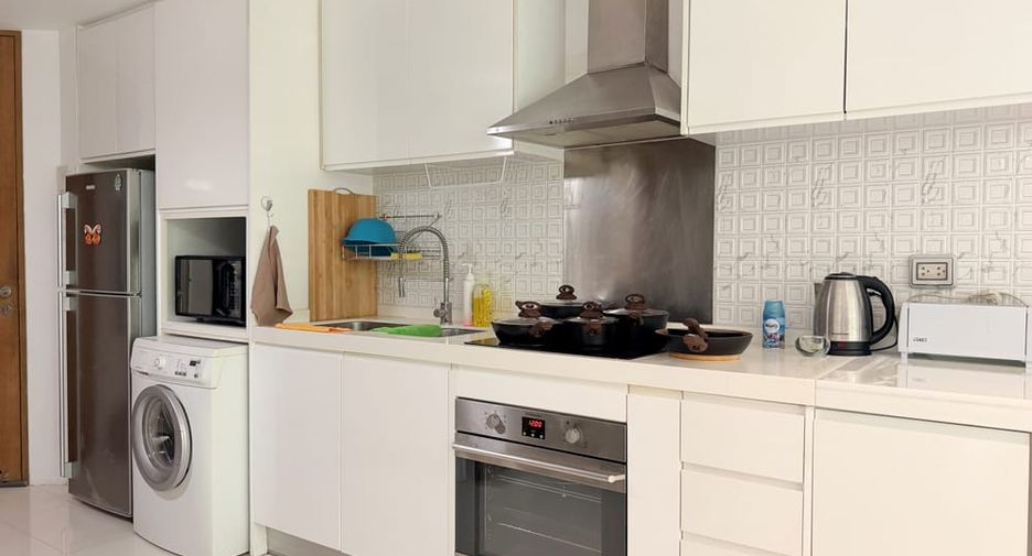 For rent 2 bedrooms condo in Bang Lamung, Chonburi