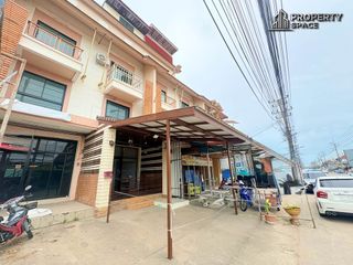 À louer 3 chambres local commercial à Bang Lamung, Chonburi