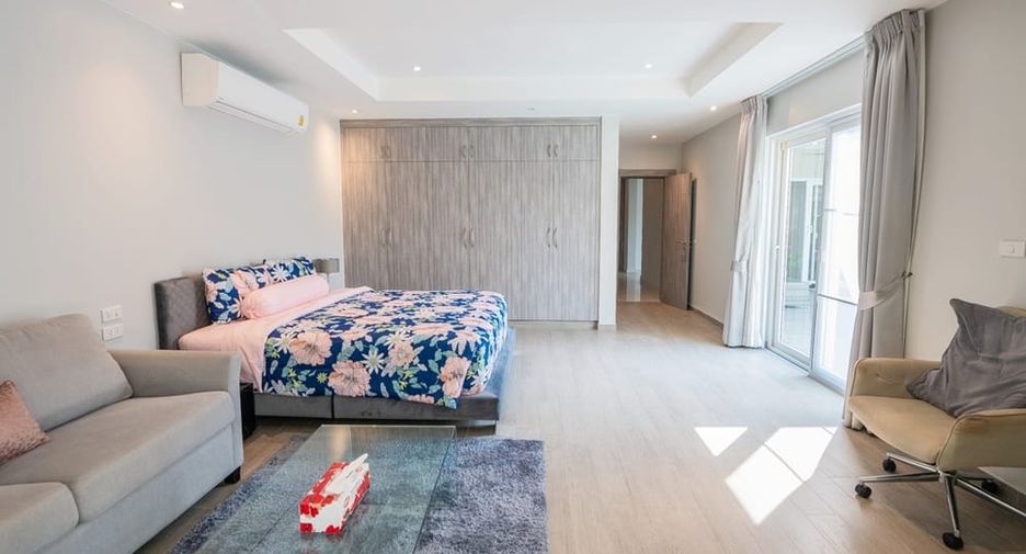 For sale 3 ベッドルーム villa in Bang Lamung, Chonburi