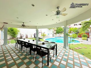 À louer 5 chambres villa à Bang Lamung, Chonburi