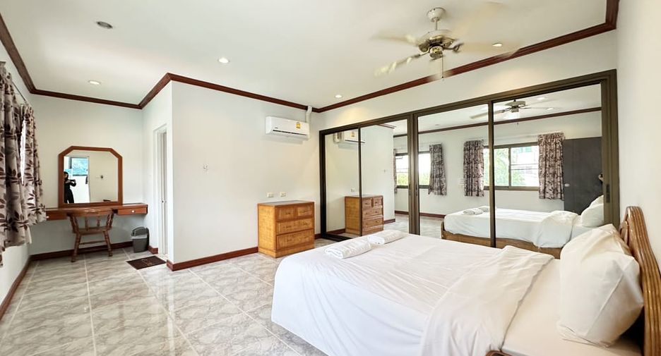 Villa zur Miete mit 5 Zimmer in Bang Lamung, Chonburi