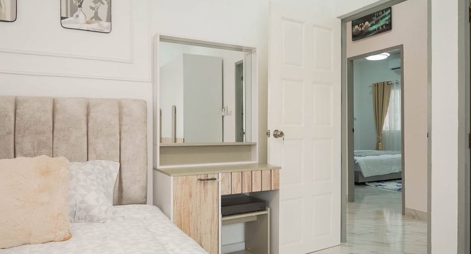Haus zum Kauf mit 4 Zimmer in Bang Lamung, Chonburi