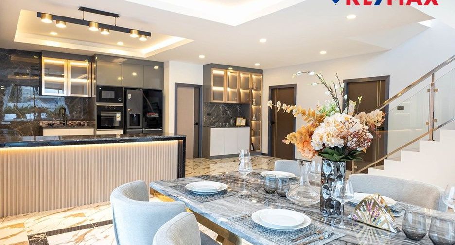 À vendre 5 chambres maison à Jomtien, Pattaya