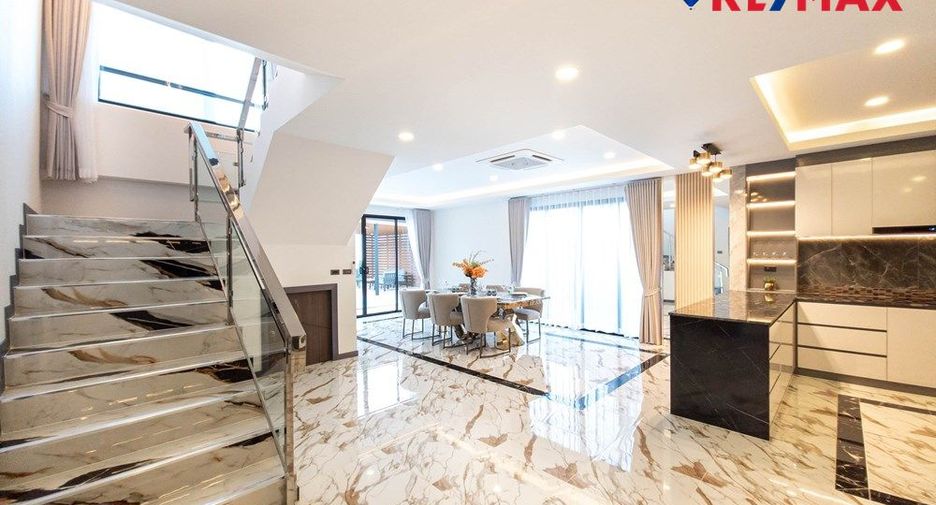 À vendre 5 chambres maison à Jomtien, Pattaya