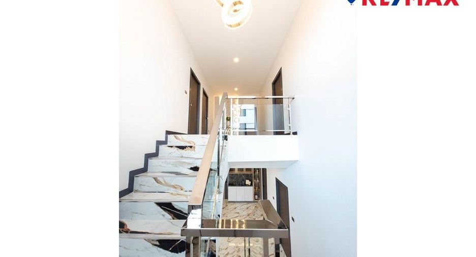 À vendre 5 chambres maison à Jomtien, Pattaya