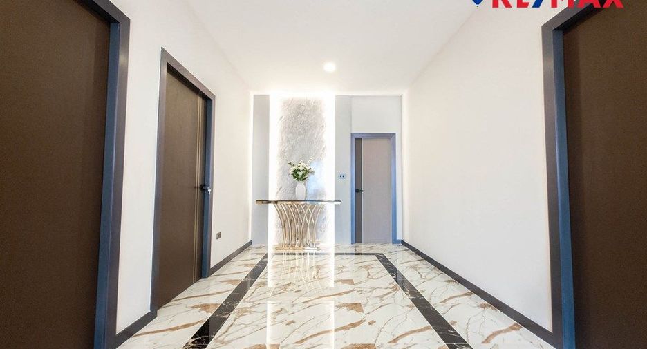 À vendre 5 chambres maison à Jomtien, Pattaya