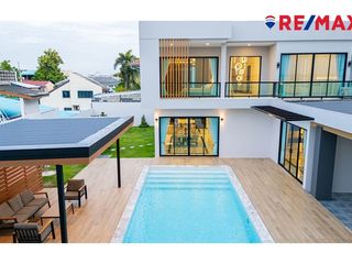 出售 5 卧室 独立屋 在 Bang Lamung, Chon Buri
