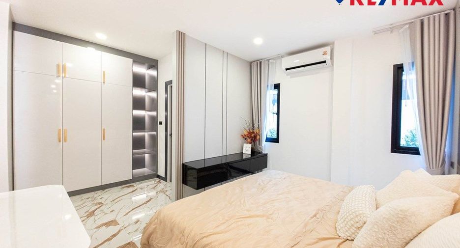 À vendre 5 chambres maison à Jomtien, Pattaya