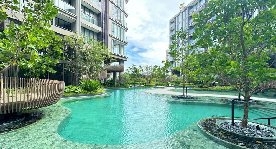 For rent 3 bedrooms condo in Na Jomtien, Pattaya