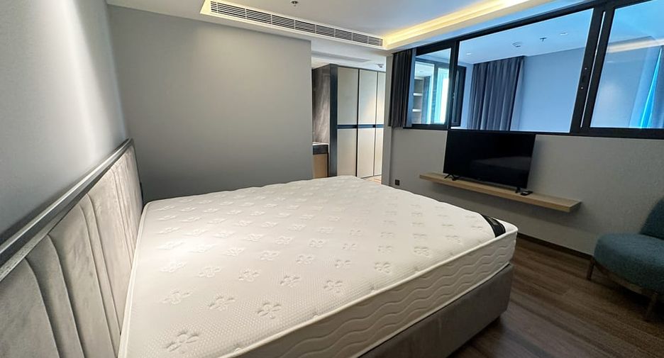 For rent 2 bedrooms condo in Bang Lamung, Chonburi