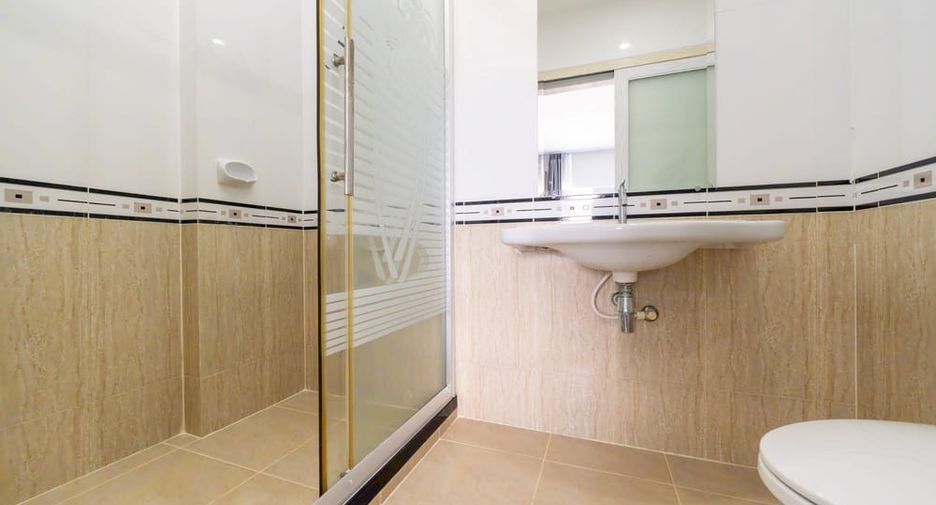 For sale 1 Beds condo in Bang Lamung, Chonburi
