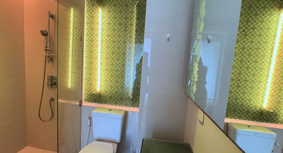 For sale 2 ベッドルーム condo in Bang Lamung, Chonburi