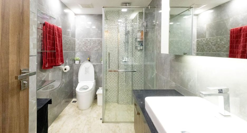 For sale 2 bedrooms condo in Bang Lamung, Chonburi