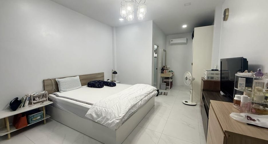 À vendre 3 chambres maison à Bang Lamung, Chonburi